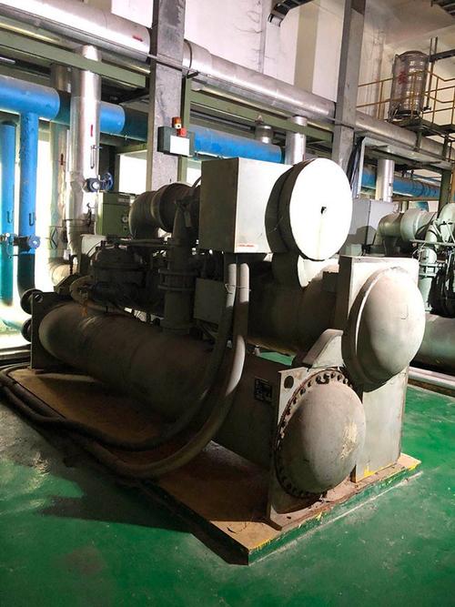 东莞市厚街镇回收污水处理厂拆除工厂废旧机械